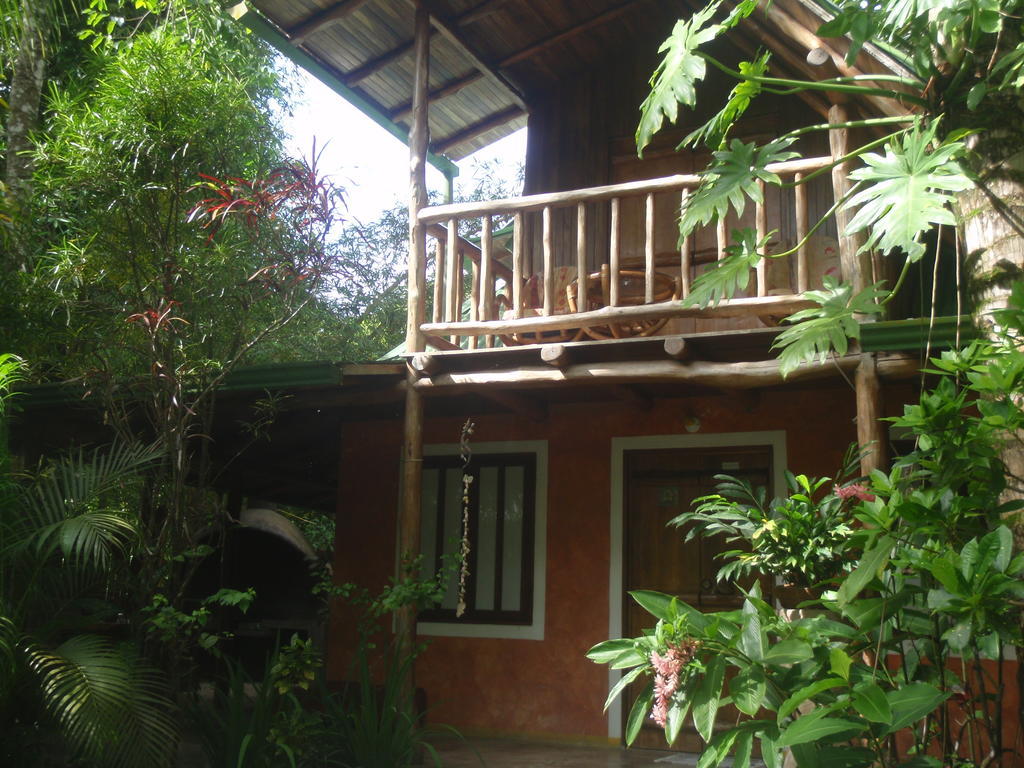 Pachamama Tropical Garden Lodge มัลปัยส์ ห้อง รูปภาพ