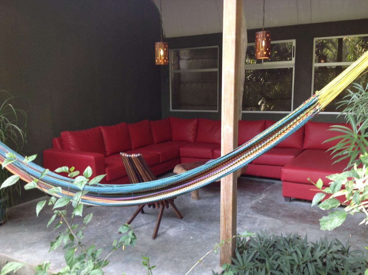 Pachamama Tropical Garden Lodge มัลปัยส์ ภายนอก รูปภาพ